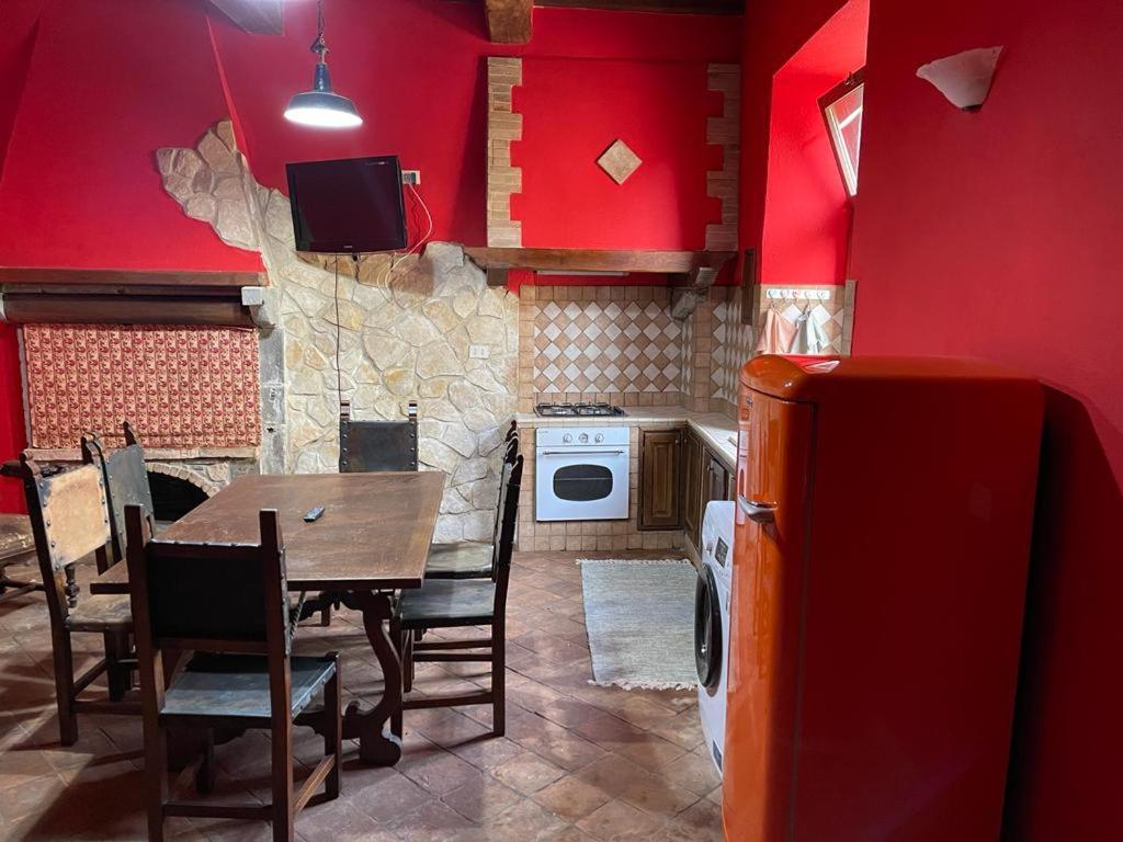 Апартаменты Cortile Nel Borgo Чивителла-Д'Альяно Экстерьер фото